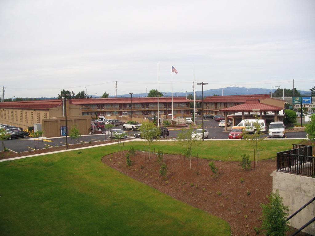 Rodeway Inn Portland Airport Exterior foto